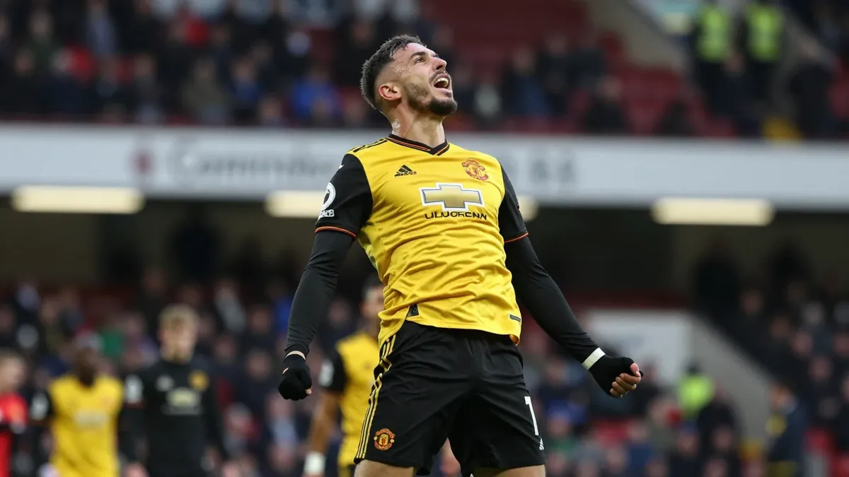 Cambridge United twice came from behind to draw 2-2 at Burton Albion, with Gassan Ahadme netting a brace for Neil...